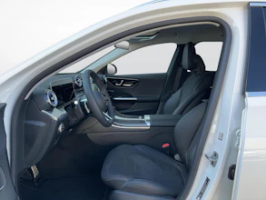 https://vehicle.imgix.net/4399214/38dc1126-f4de-4f86-acc3-48c8973014ad.jpg