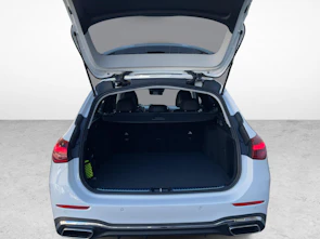 Fahrzeugbild MERCEDES-BENZ C 220 d 4MATIC T-Modell Swiss Star AMG Line