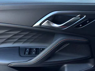 MG HS 1.5 Hybrid Luxury