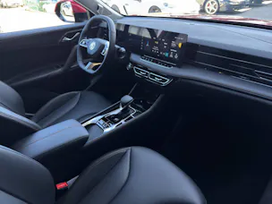 MG HS 1.5 Hybrid Luxury