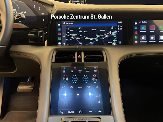 Porsche Taycan 4S Cross Turismo