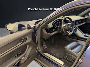 Porsche Taycan 4S Cross Turismo