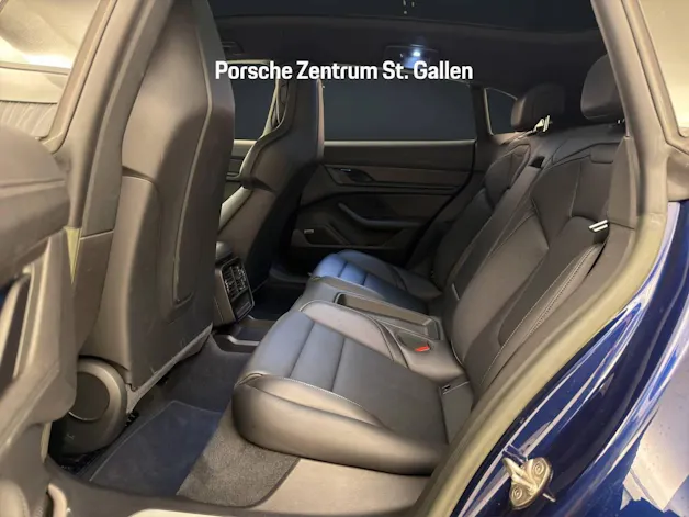 Porsche Taycan 4S Cross Turismo
