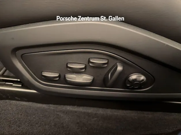 Porsche Taycan 4S Cross Turismo