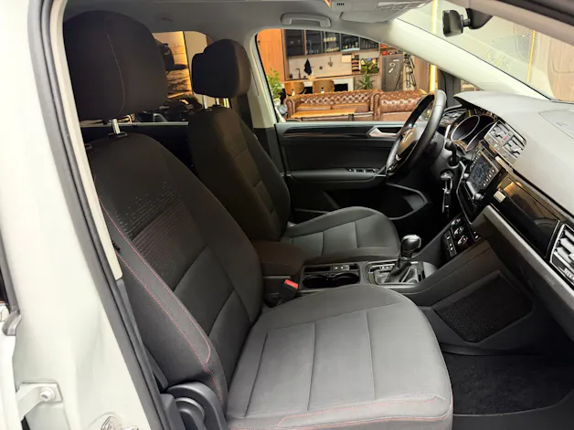VW Touran 1.4 TSI Sound DSG