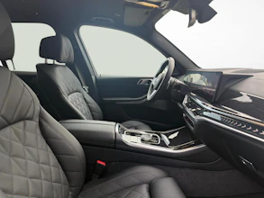 https://vehicle.imgix.net/4399257/b67751c1-b04c-4c8b-a80c-f0440d82d103.jpg