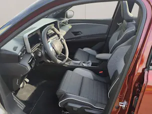 Renault R4 E-Tech Comfort Range plein sud iconic