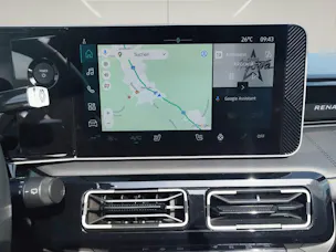 Renault R4 E-Tech Comfort Range plein sud iconic