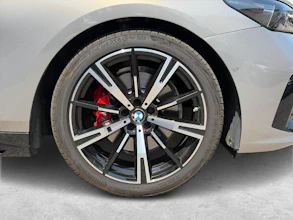 https://vehicle.imgix.net/4399276/424425e0-b274-4976-a88a-740557132a2d.jpg