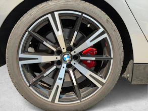 https://vehicle.imgix.net/4399276/58053994-1286-4355-8aa3-173864115733.jpg