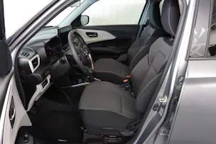 Suzuki Swift 1.2 Sakura Top Hybrid 4x4
