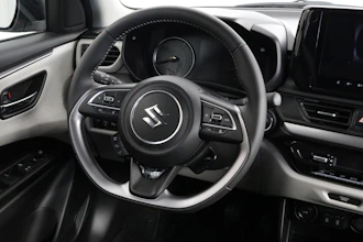 https://vehicle.imgix.net/4399310/488684e5-6b8a-4a49-8257-3a28a0389664.JPG