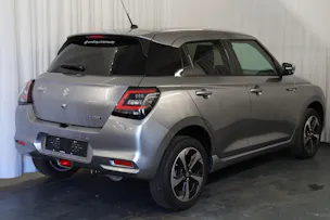 Suzuki Swift 1.2 Sakura Top Hybrid 4x4