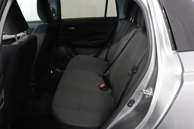 Suzuki Swift 1.2 Sakura Top Hybrid 4x4