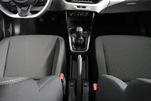 Suzuki Swift 1.2 Sakura Top Hybrid 4x4