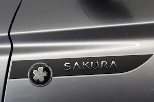 Suzuki Swift 1.2 Sakura Top Hybrid 4x4
