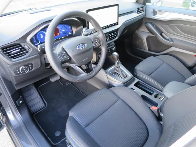 Ford Focus 1.0i EcoB Hybrid 125 Titanium X