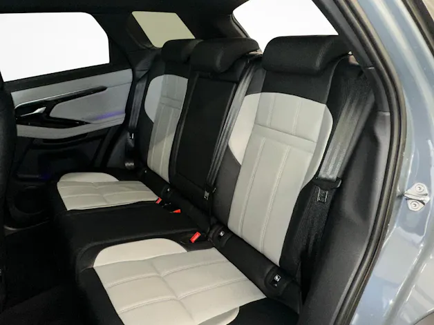 Land Rover Range Rover Evoque 2.0 T 250 First Edition