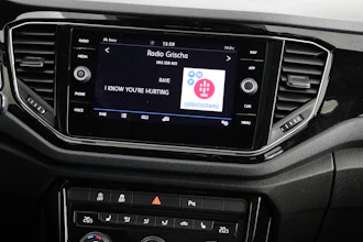https://vehicle.imgix.net/4399377/2a3354f0-ea7e-4e6d-8579-dd53129b2ef0.JPG