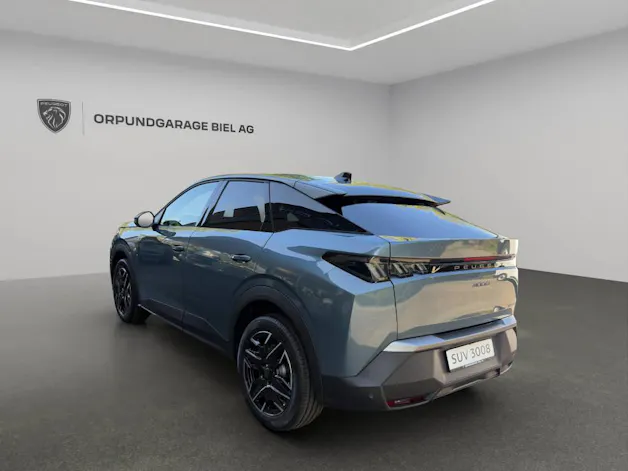 PEUGEOT 3008 1.2 Hybrid Allure Premium