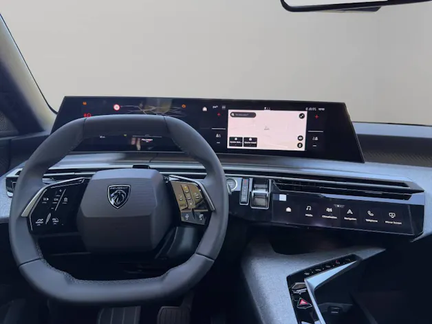 PEUGEOT 3008 1.2 Hybrid Allure Premium