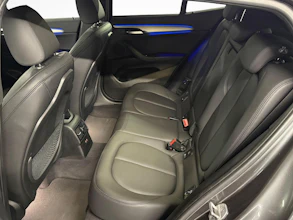 https://vehicle.imgix.net/4399426/75700d26-f938-4531-9f11-4ccc15a2c2d6.jpg
