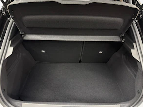 https://vehicle.imgix.net/4399442/ef5c8183-4335-43c8-8f34-5f79589b3afa.jpg