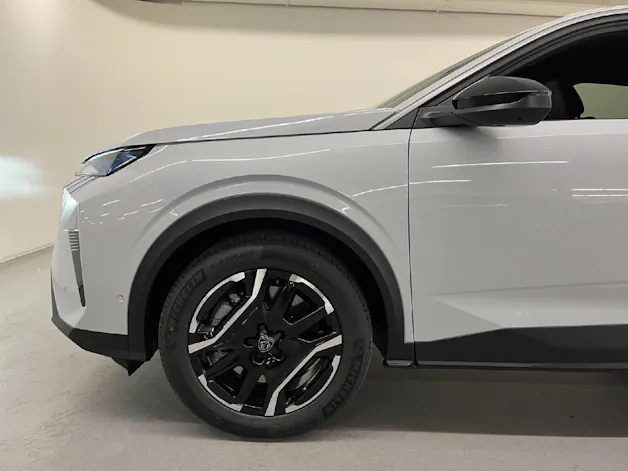 Peugeot 3008 e-Allure Premium AWD
