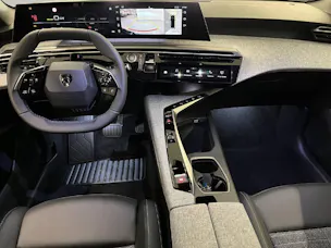 Peugeot 3008 e-Allure Premium AWD
