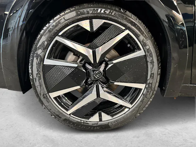 Peugeot 208 1.2 Hybrid 145 GT