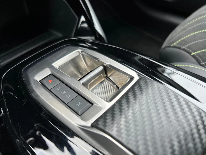 immagine del veicolo PEUGEOT 208