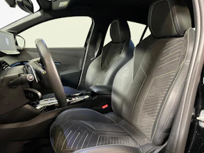 https://vehicle.imgix.net/4399475/fdef0929-a88f-48e5-8db0-9424afd0d637.jpg