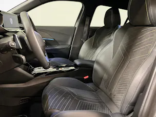 Peugeot 2008 1.2 Hybrid 145 GT