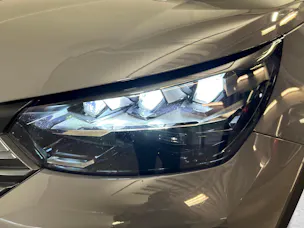 Peugeot 2008 1.2 Hybrid 145 GT