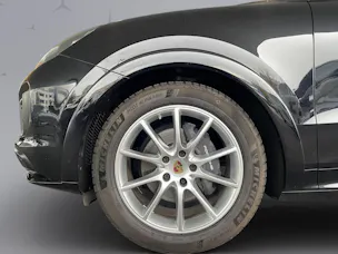 PORSCHE Cayenne 3.0 V6