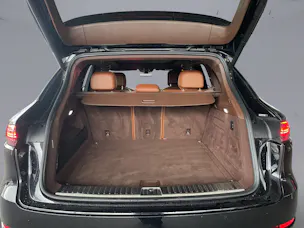 PORSCHE Cayenne 3.0 V6
