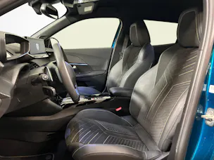 Peugeot 2008 1.2 Hybrid 145 GT