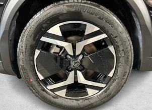 image du véhicule PEUGEOT 2008 1.2 Hybrid 145 GT