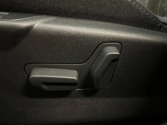 image du véhicule PEUGEOT 2008