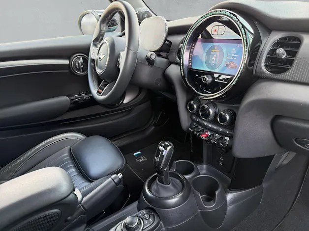 MINI Cooper S Cabrio F57 2.0i (CH)