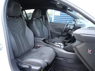 Peugeot 208 1.2 Hybrid GT
