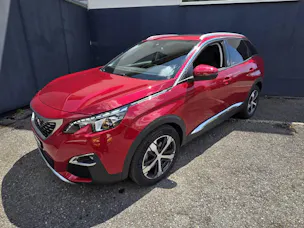 PEUGEOT 3008 1.2 PureTech Allure