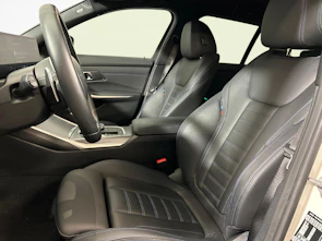 image du véhicule BMW 320d xDrive SAG Touring