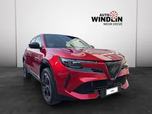 Alfa Romeo Junior 1.2 Ibrida Q4 SKY