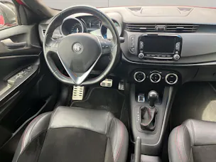 Alfa Romeo Giulietta 1750 TBi Veloce TCT