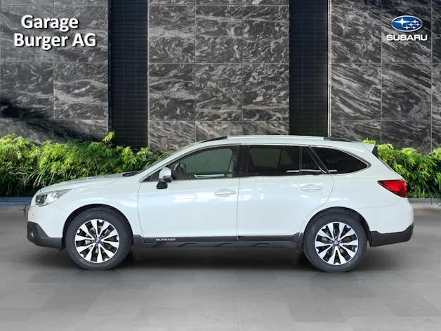 Subaru Outback 2.5i Luxury