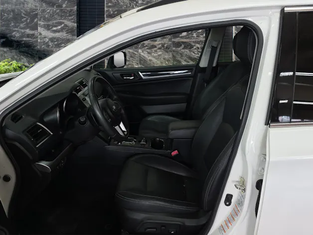 Subaru Outback 2.5i Luxury