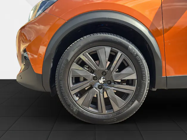 PEUGEOT 2008 1.2 GT PureTech 155 PS