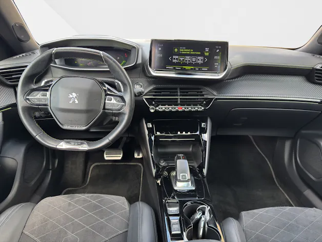 PEUGEOT 2008 1.2 GT PureTech 155 PS