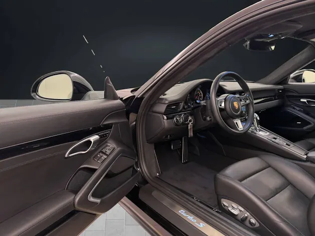 Porsche 911 Turbo S